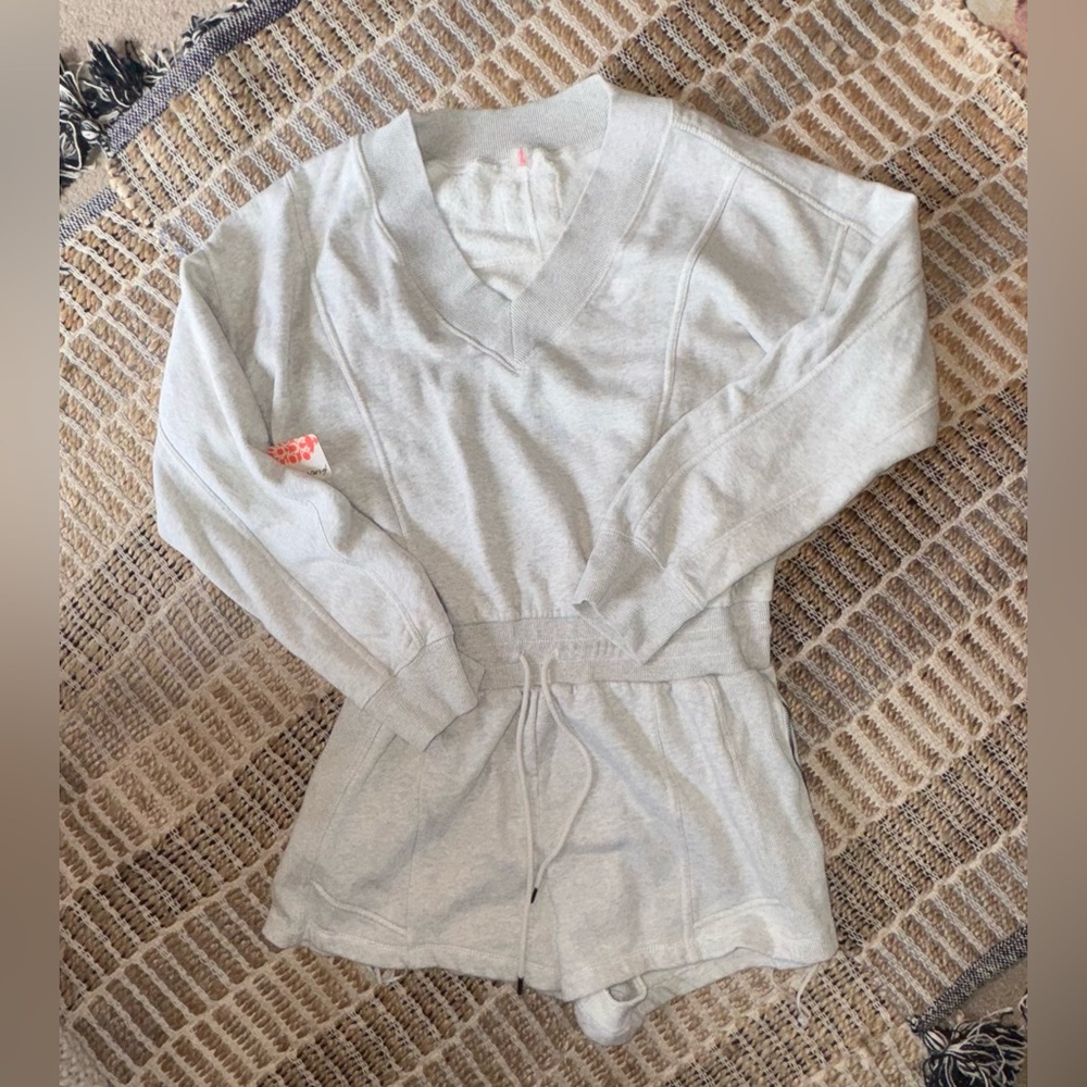 FP Movement Intercept Romper in Heather Grey large new - Picture 3 of 4
